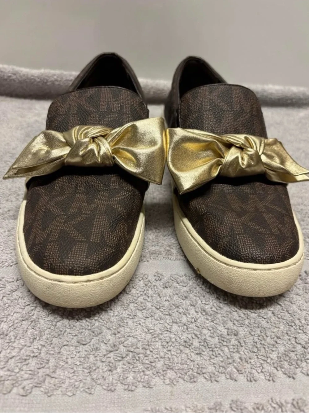 Michael Kors Brown Logo Slip-On Flats with Gold Knot Accent women’s size 8